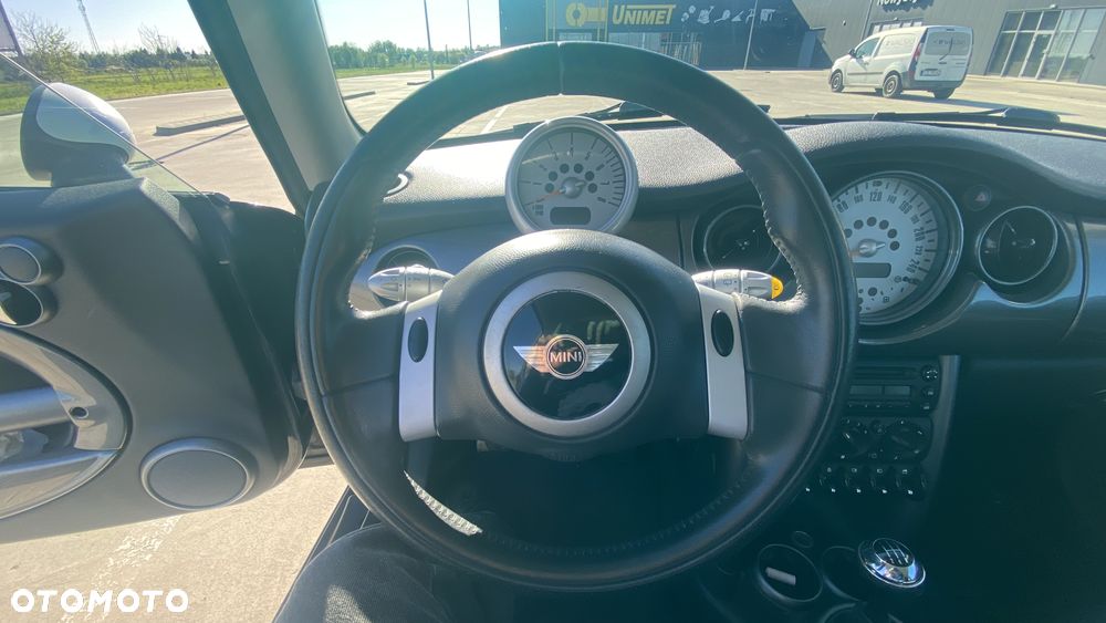 MINI Cooper Standard - 9