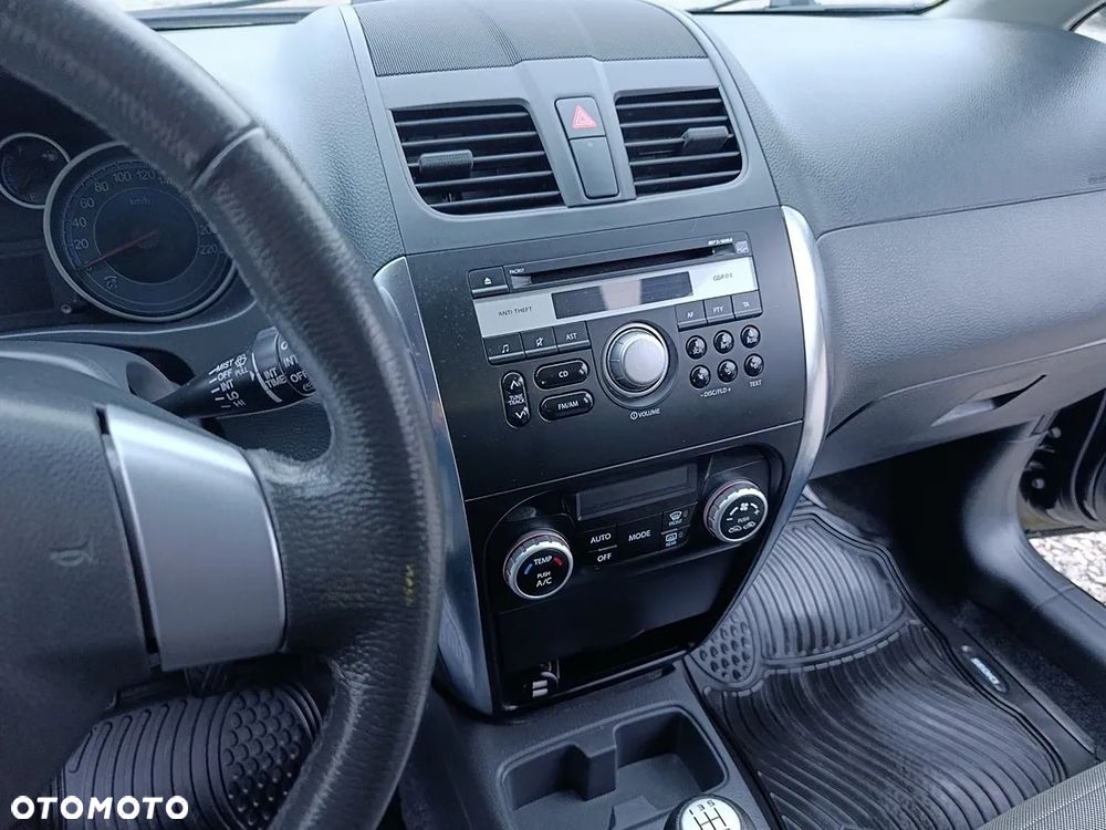Fiat Sedici 1.6 16V 4x2 Emotion - 26