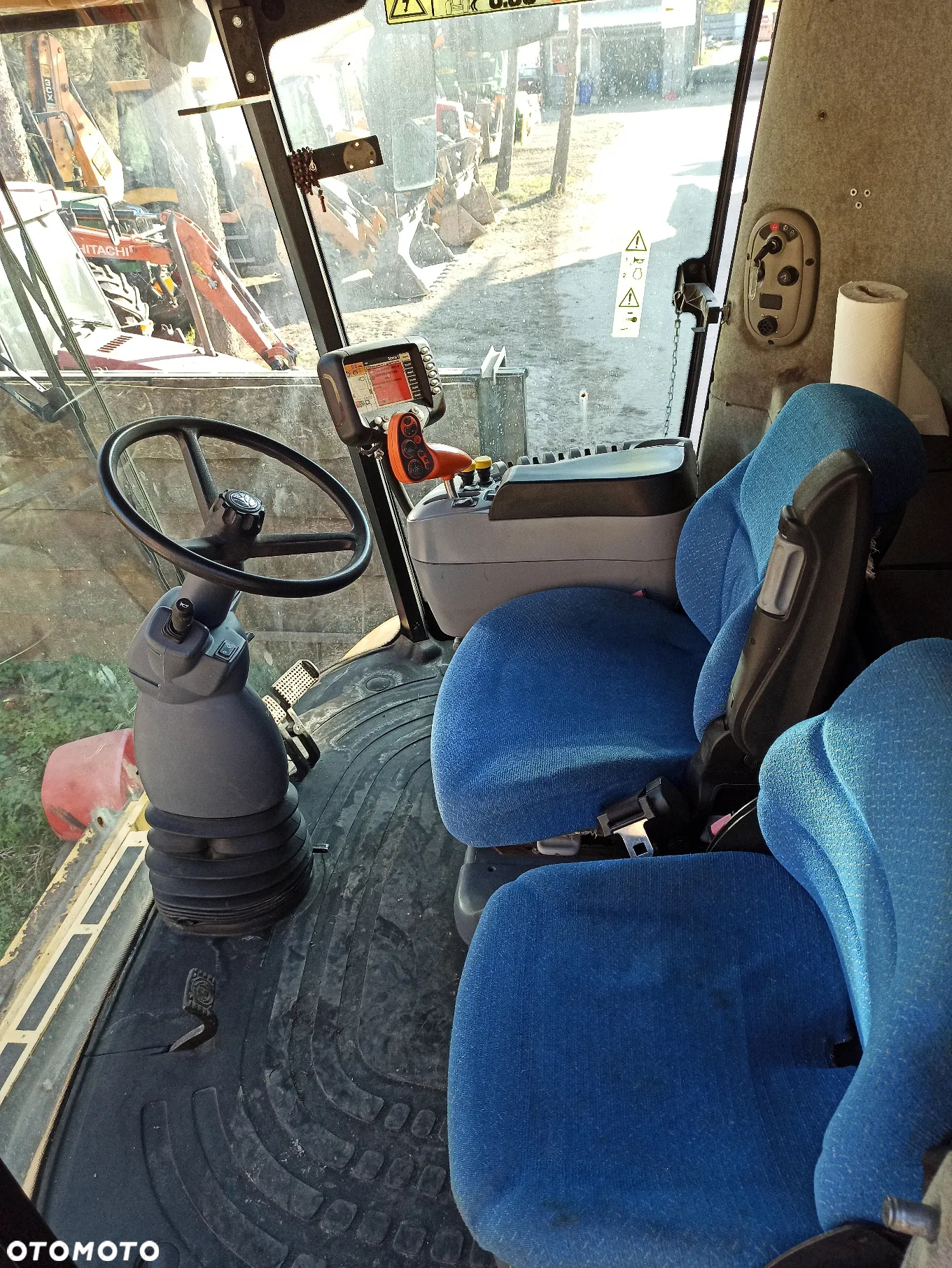 New Holland 8090 - 9