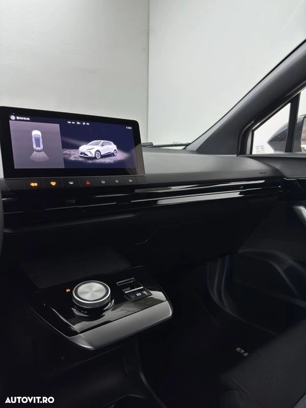 MG MG4 EV 51 kWh Explore - 16