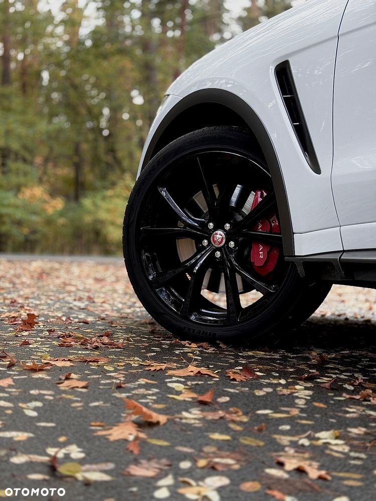 Jaguar F-Pace 5.0 V8 S/C AWD SVR - 16
