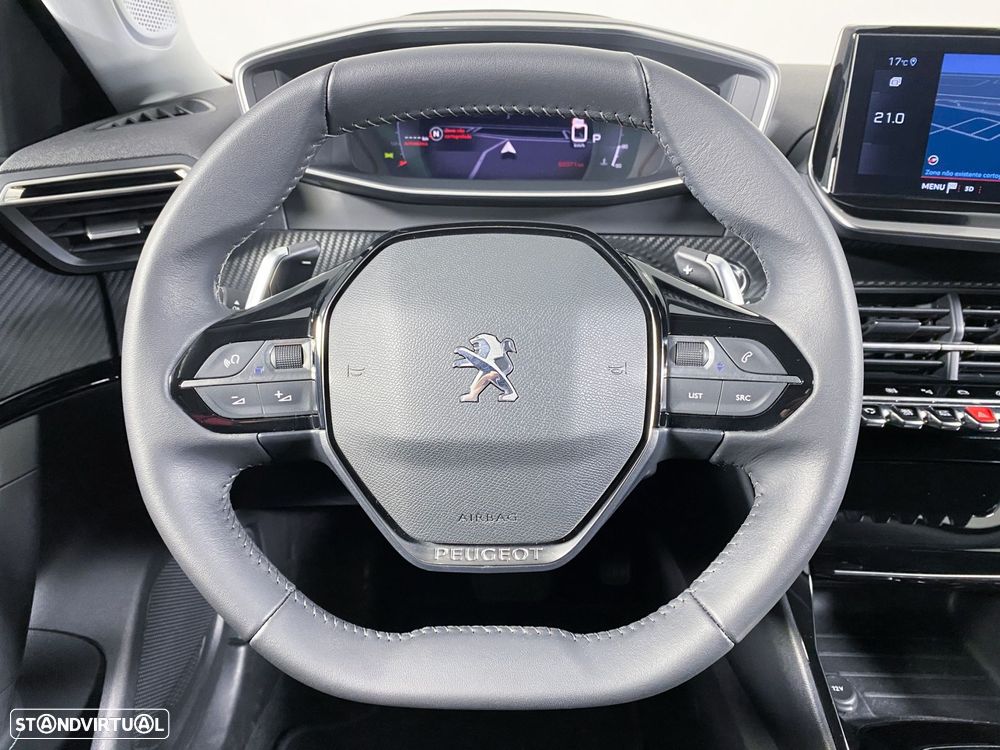 Peugeot 2008 1.2 PureTech Allure Pack EAT8 - 10