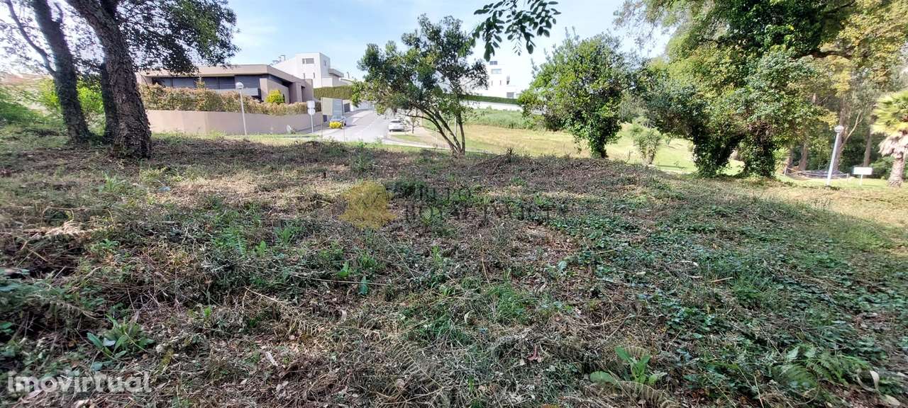 Terreno com Vista sobre o Rio – Quinta das Luzes, Jovim – Gondomar - Grande imagem: 2/22