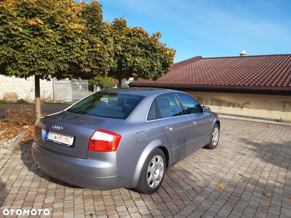 Audi A4 Limousine 2004 photo 3