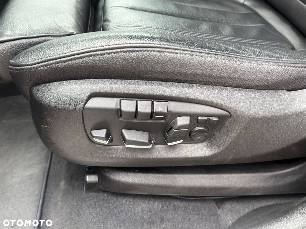 BMW X5 sDrive25d - 13