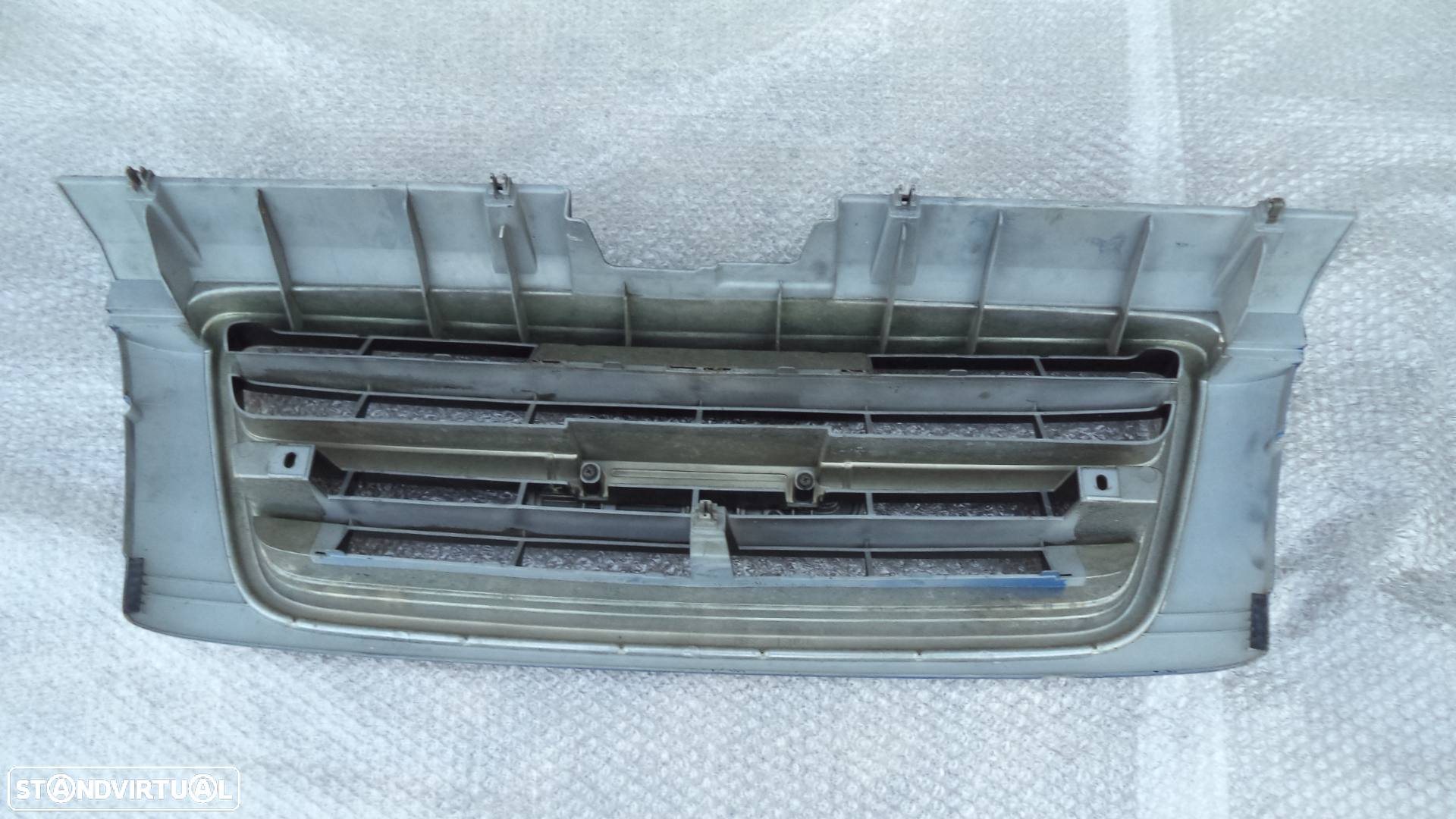 Grelha OPEL MONTEREY ano 1999 , original - 2