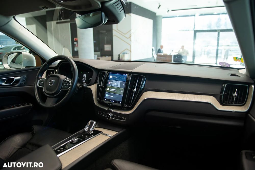 Volvo XC 60 Recharge T6 Twin Engine eAWD Inscription Expression - 27