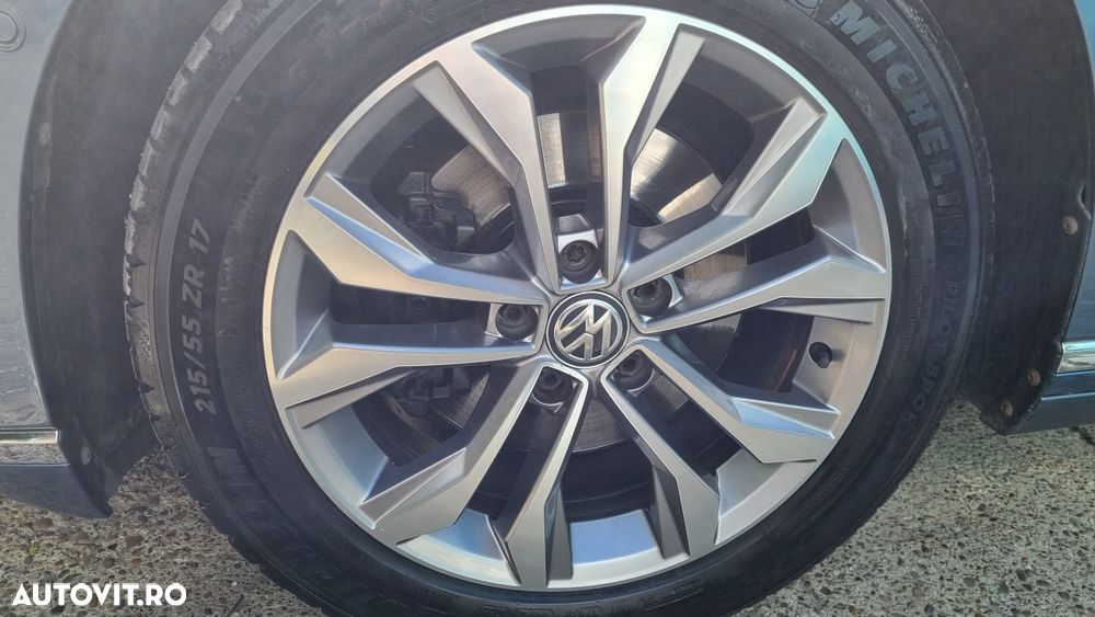 Volkswagen Passat 2.0 TDI DSG Comfortline - 13