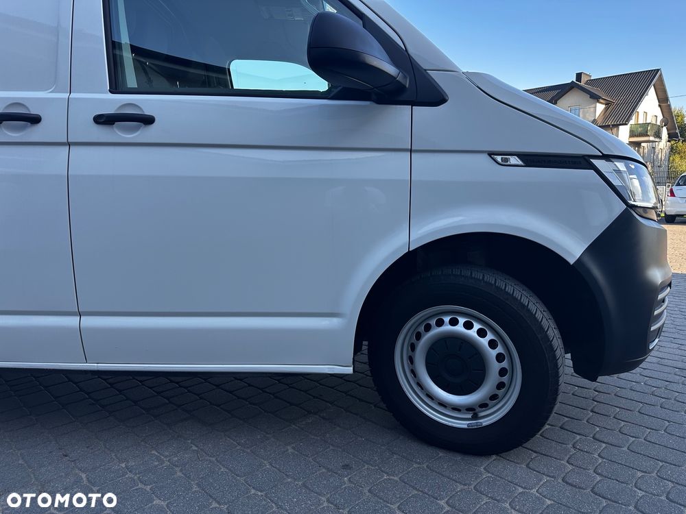 Volkswagen Transporter - 11
