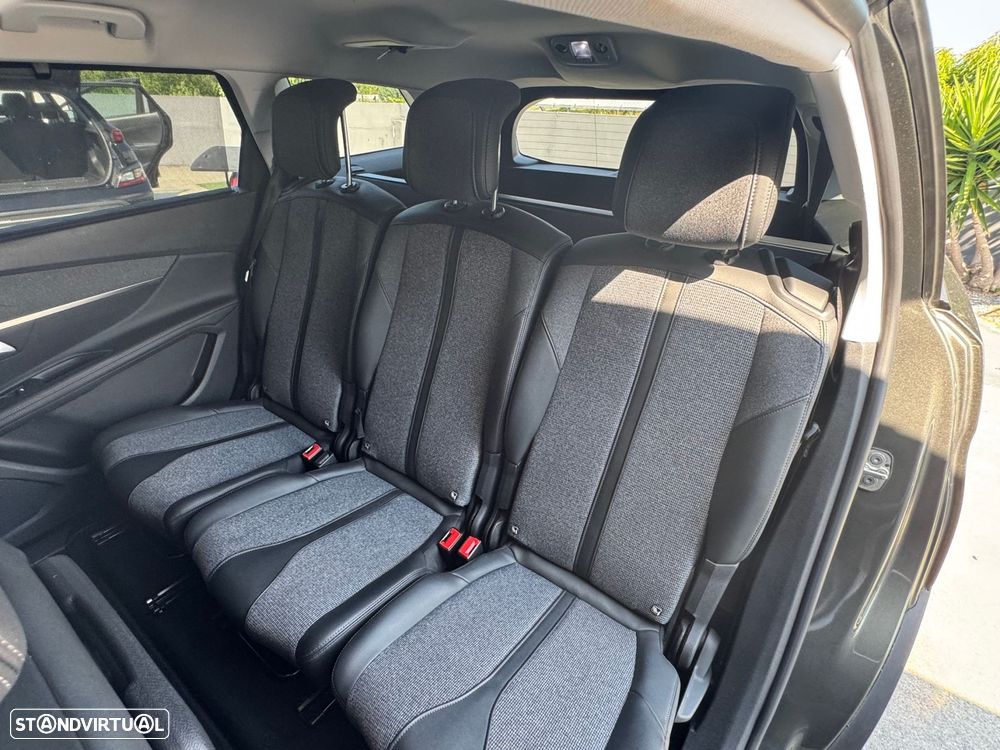 Peugeot 5008 1.5 BlueHDi Allure Pack - 27