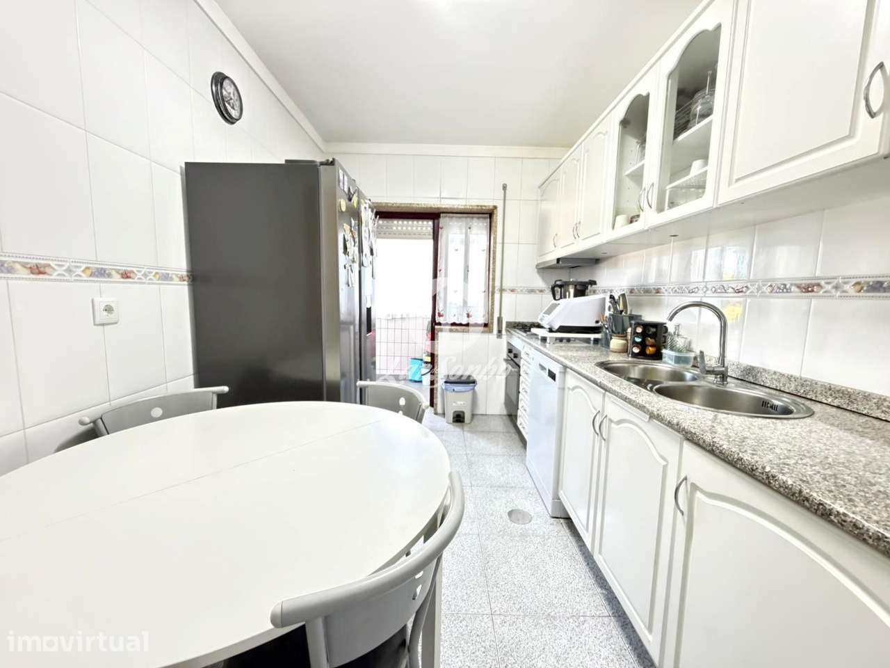 Fantástico Apartamento T3 com Garagem Fechada em Malta - Grande imagem: 2/17