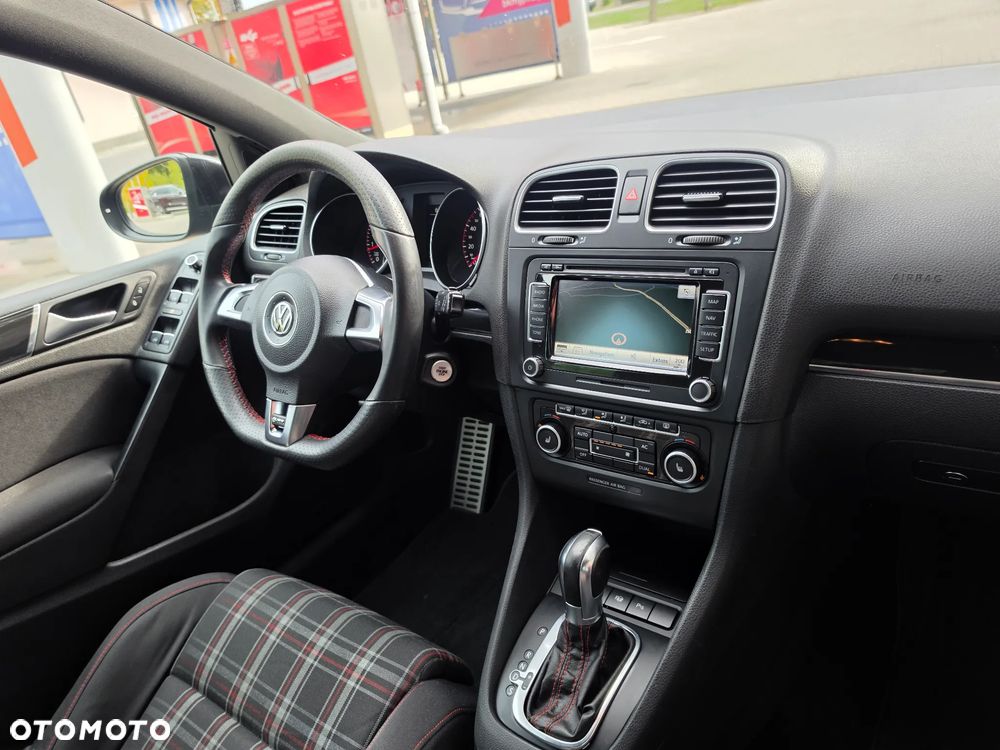 Volkswagen Golf - 7