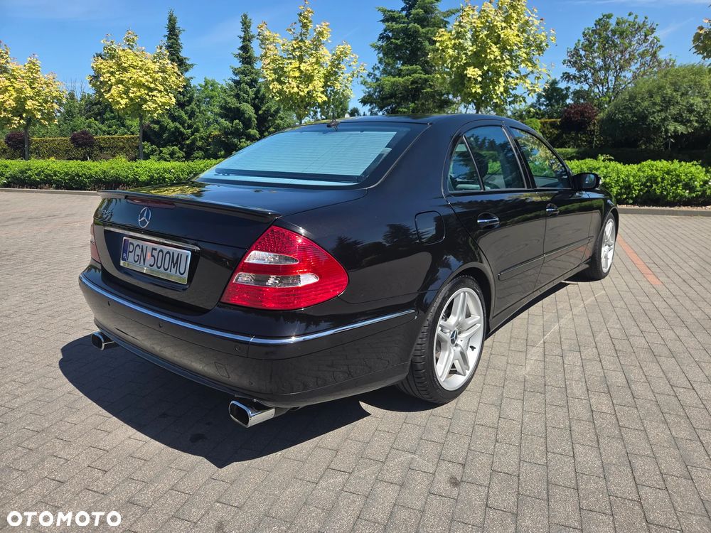 Mercedes-Benz Klasa E 500 4Matic Automatik Avantgarde - 21