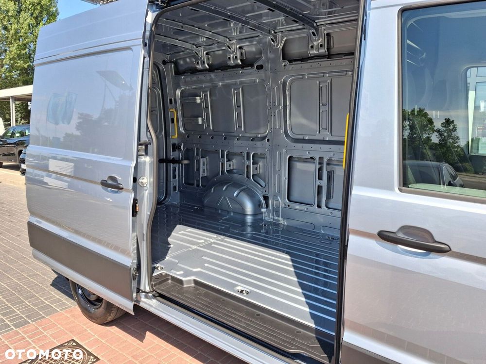 Volkswagen Crafter - 11