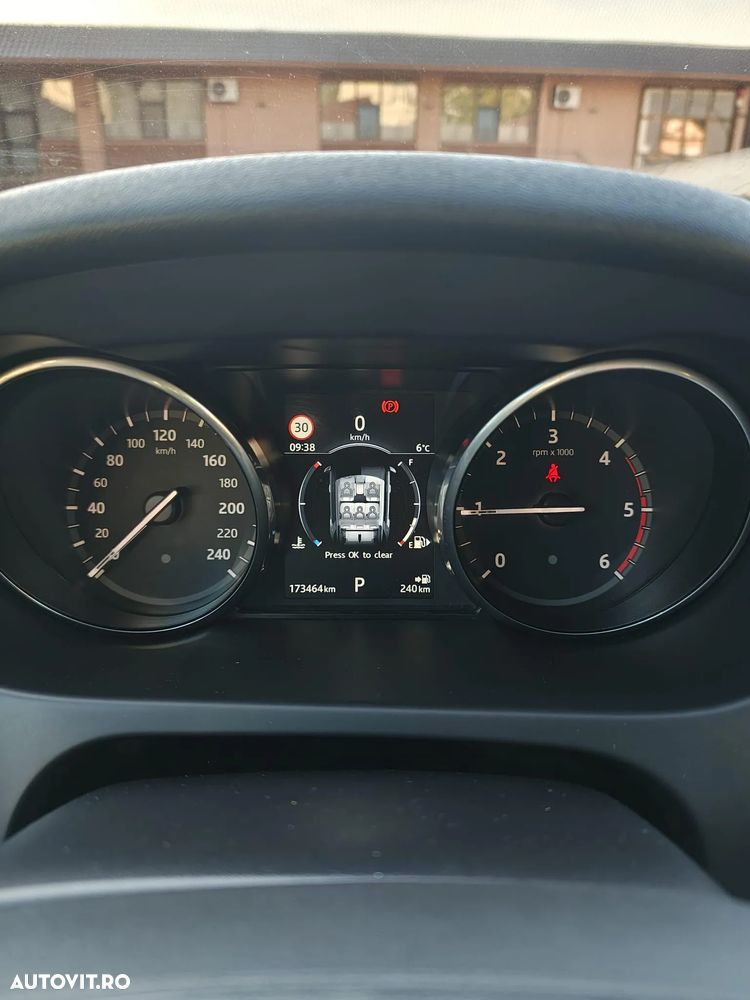 Land Rover Discovery Sport 2.0 l TD4 HSE Aut. - 2