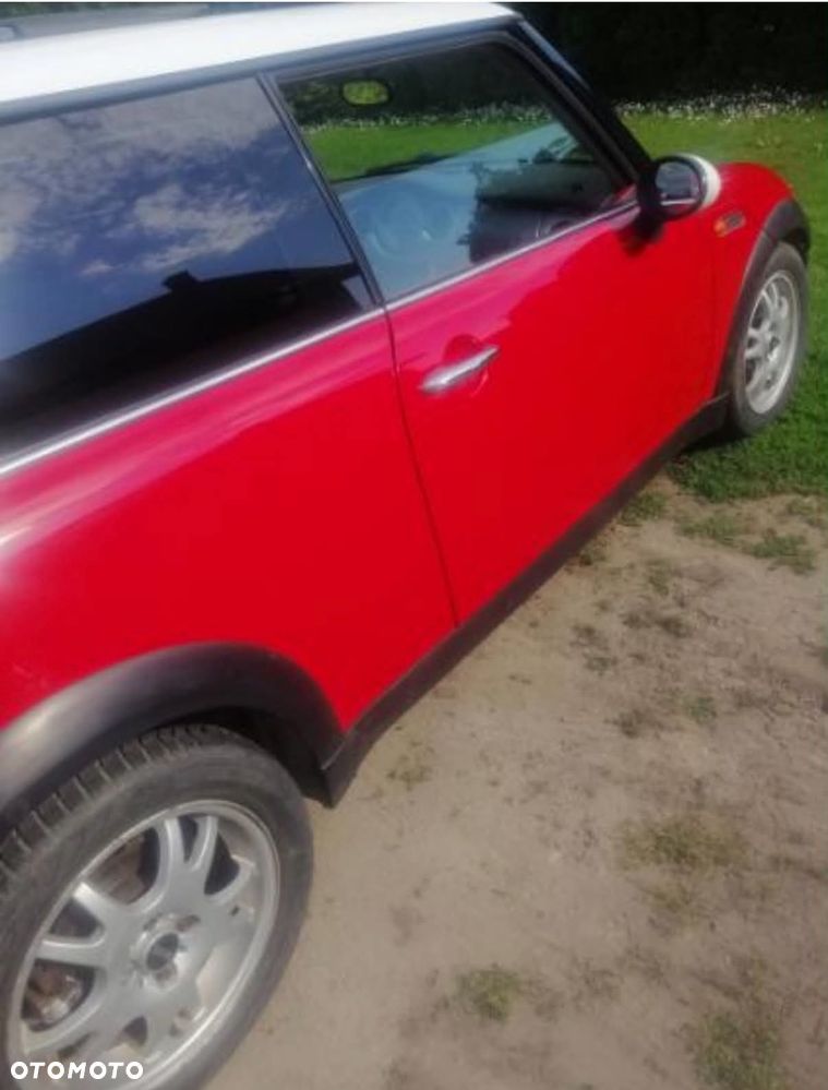 MINI Cooper Standard - 5