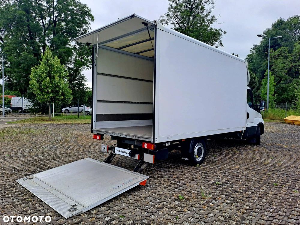 Iveco DAILY | Stan idealny | kontener 8 EP | Automat | Winda | GWARANCJA 12mc | Kamera cofania | - 17