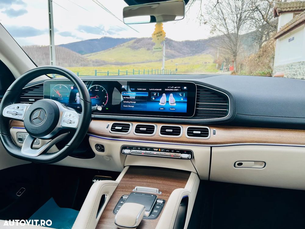 Mercedes-Benz GLS - 11