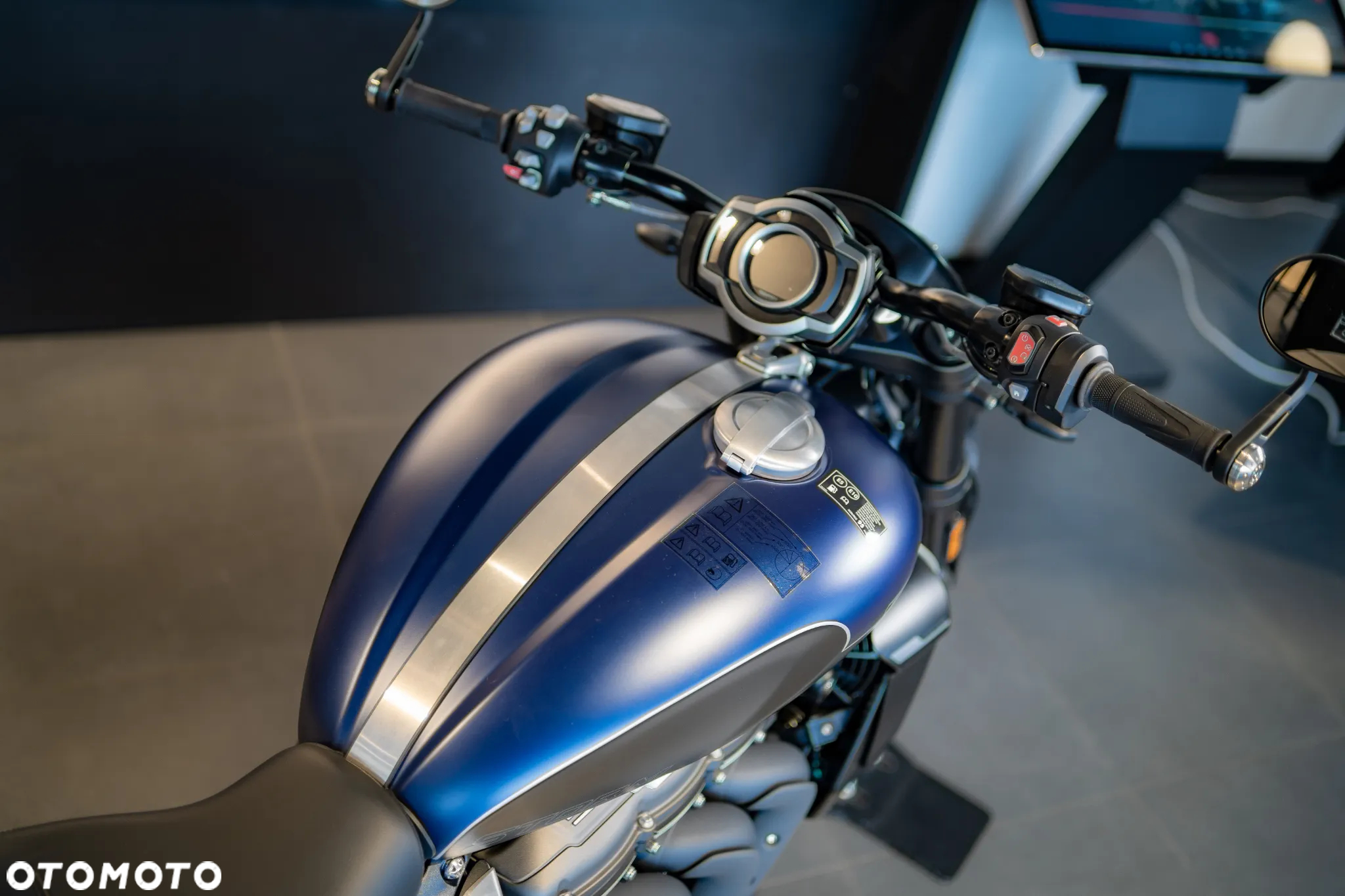 Triumph Rocket - 20