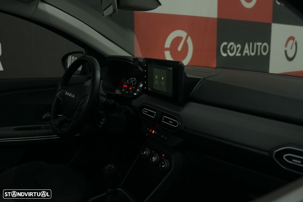Dacia Jogger 1.0 TCe Extreme 7L - 23