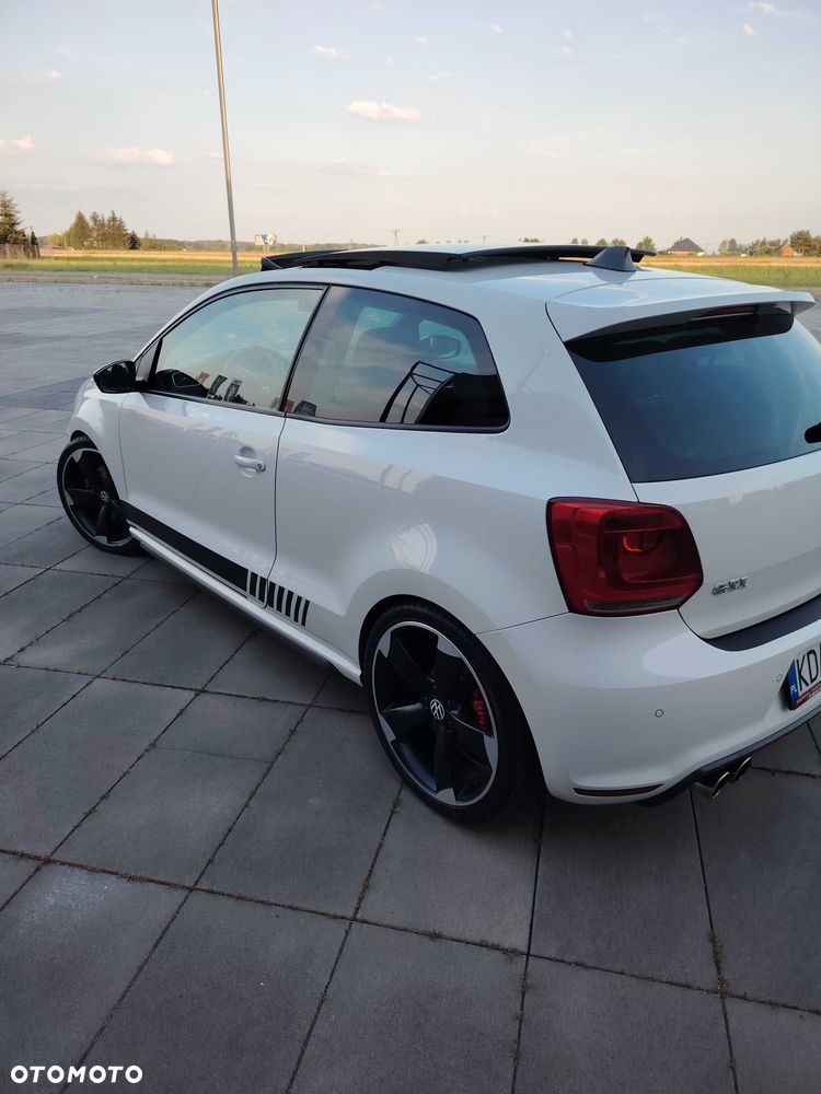 Volkswagen Polo - 3