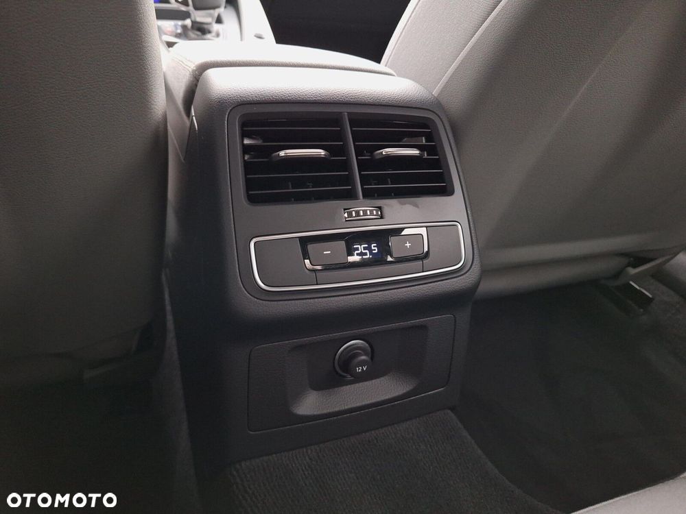 Audi A4 Limousine - 22