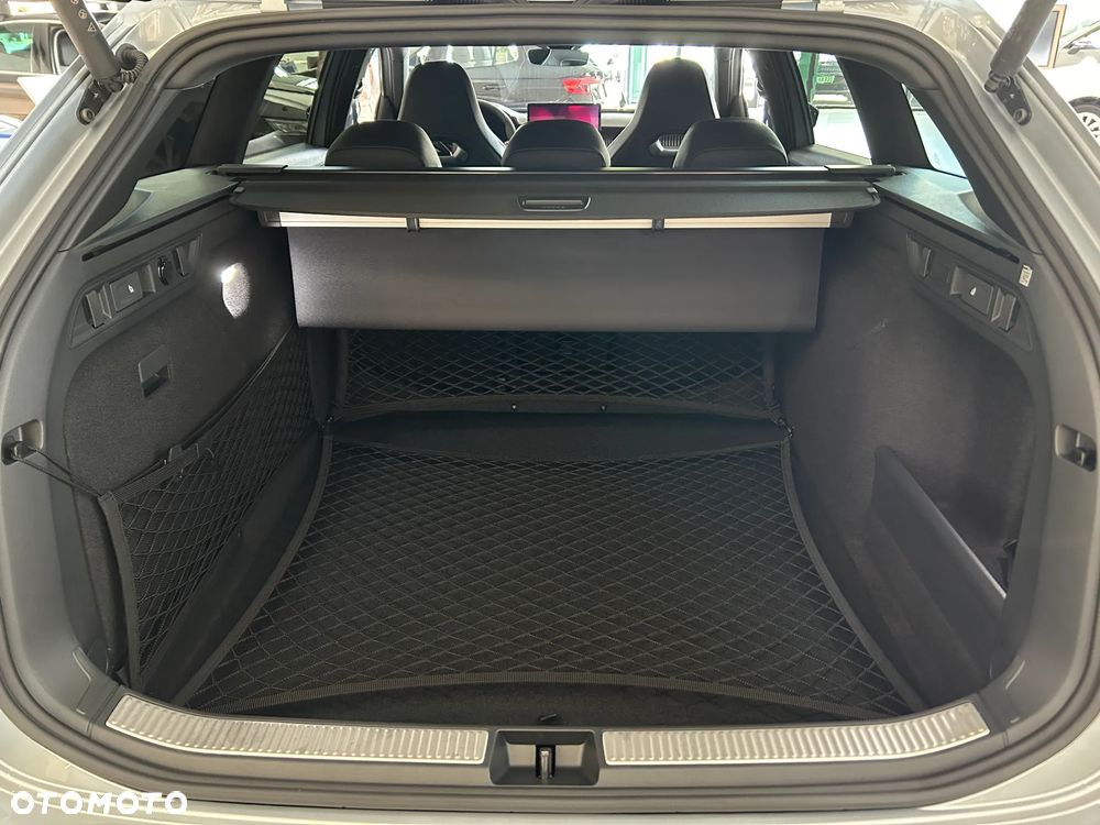 Skoda Superb 2.0 TDI SCR 4x4 Sportline DSG - 10