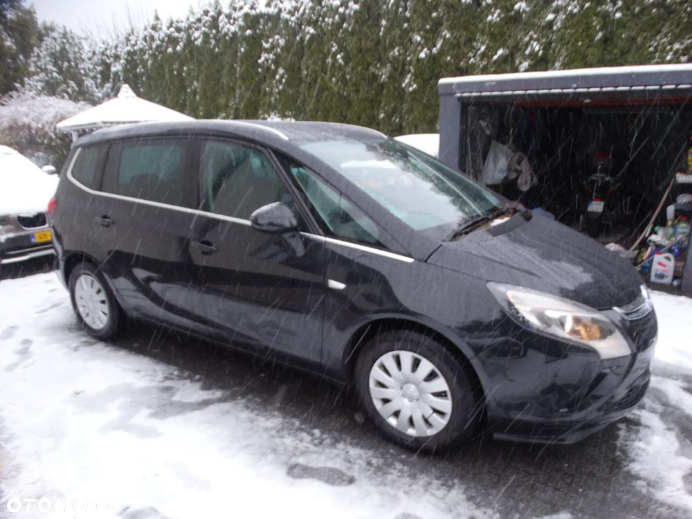 Opel Zafira - 17