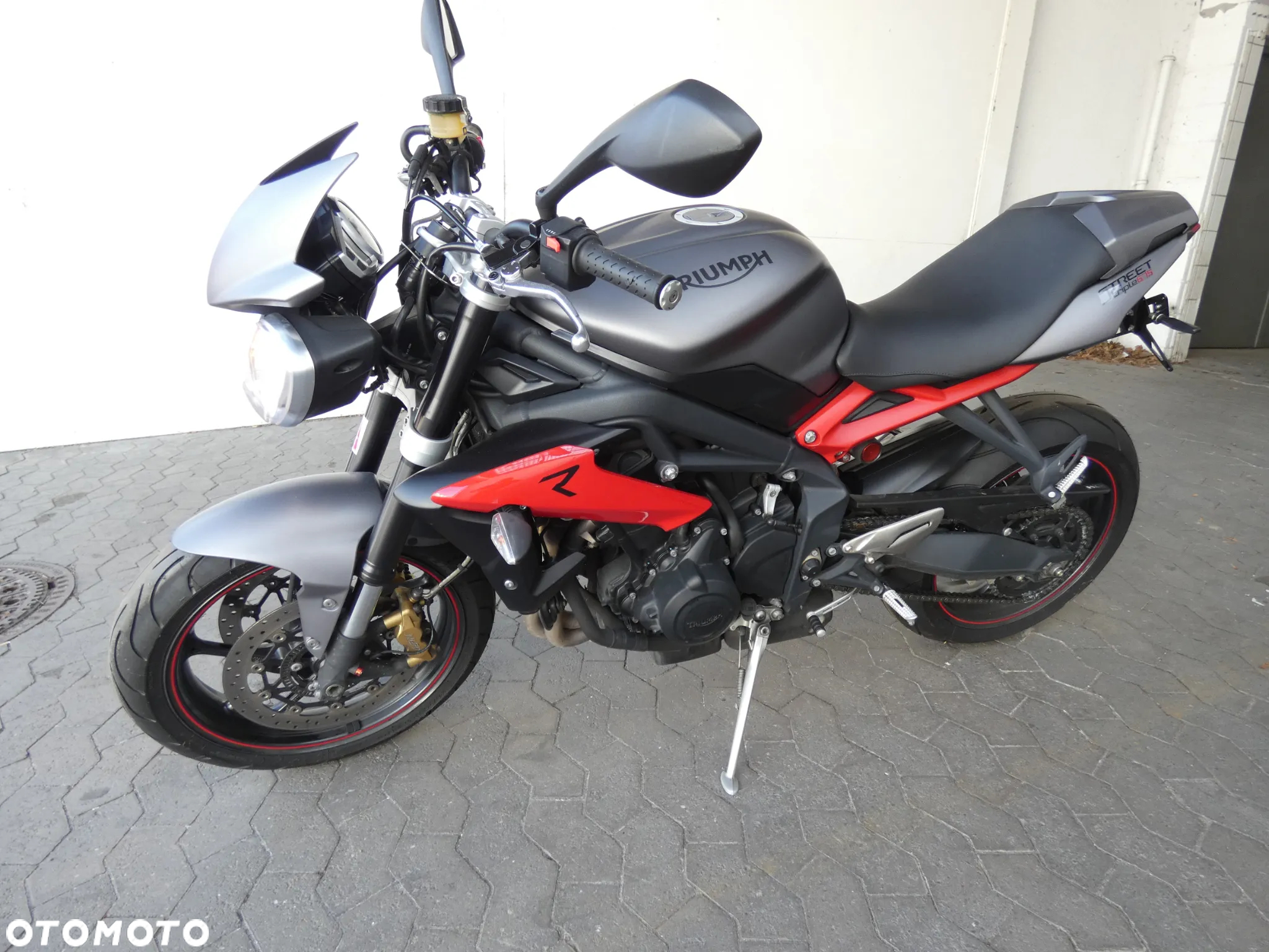Triumph Street Triple - 3