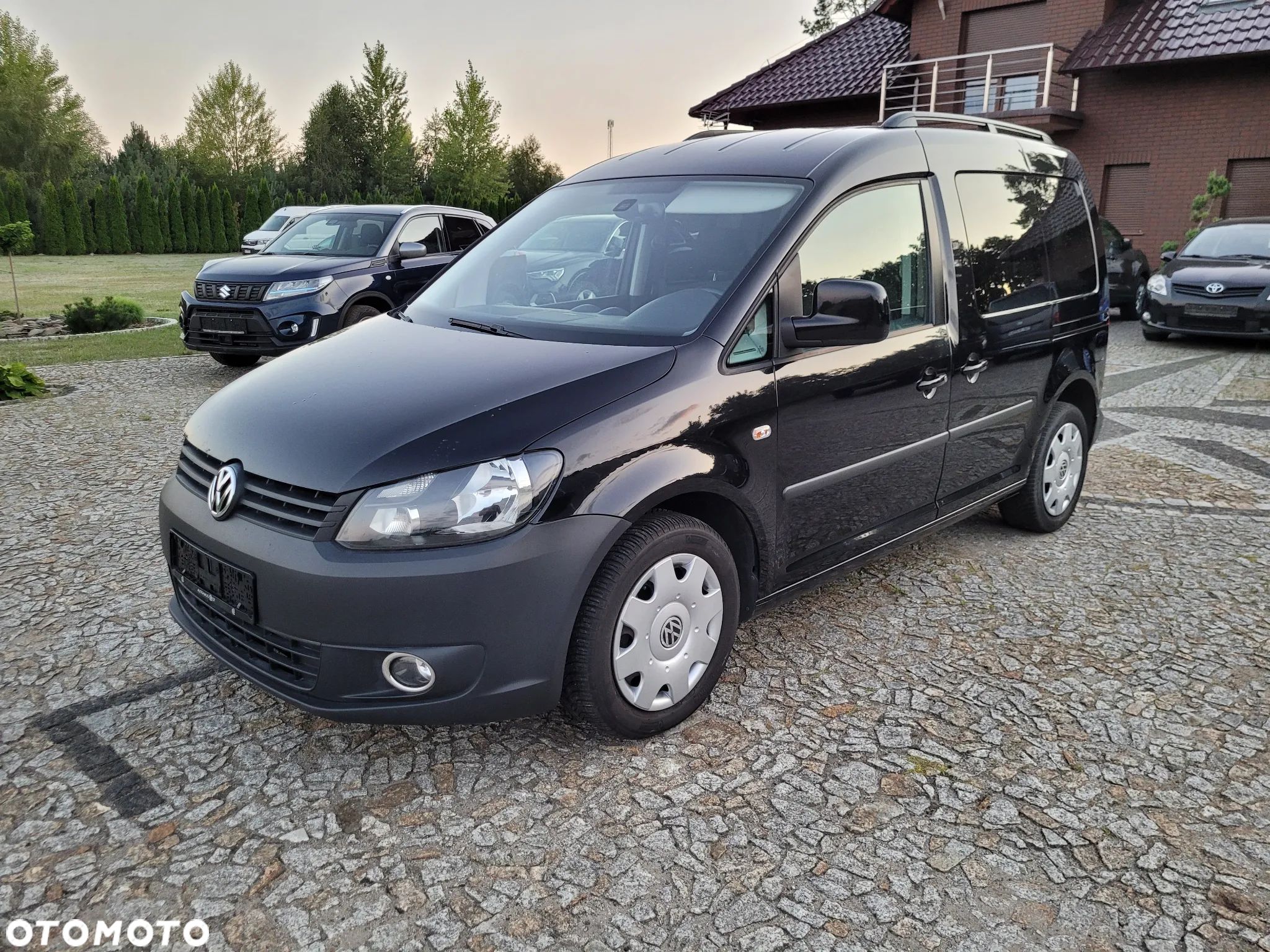 Volkswagen Caddy 1.6 TDI Comfortline Edition - 1