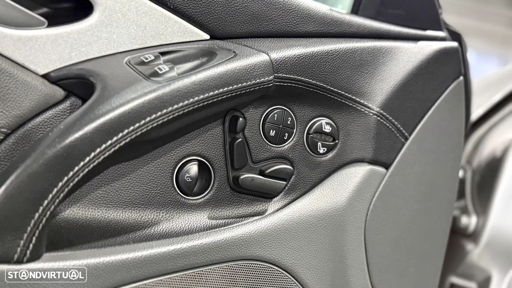 Mercedes-Benz SL 55 AMG Auto - 38