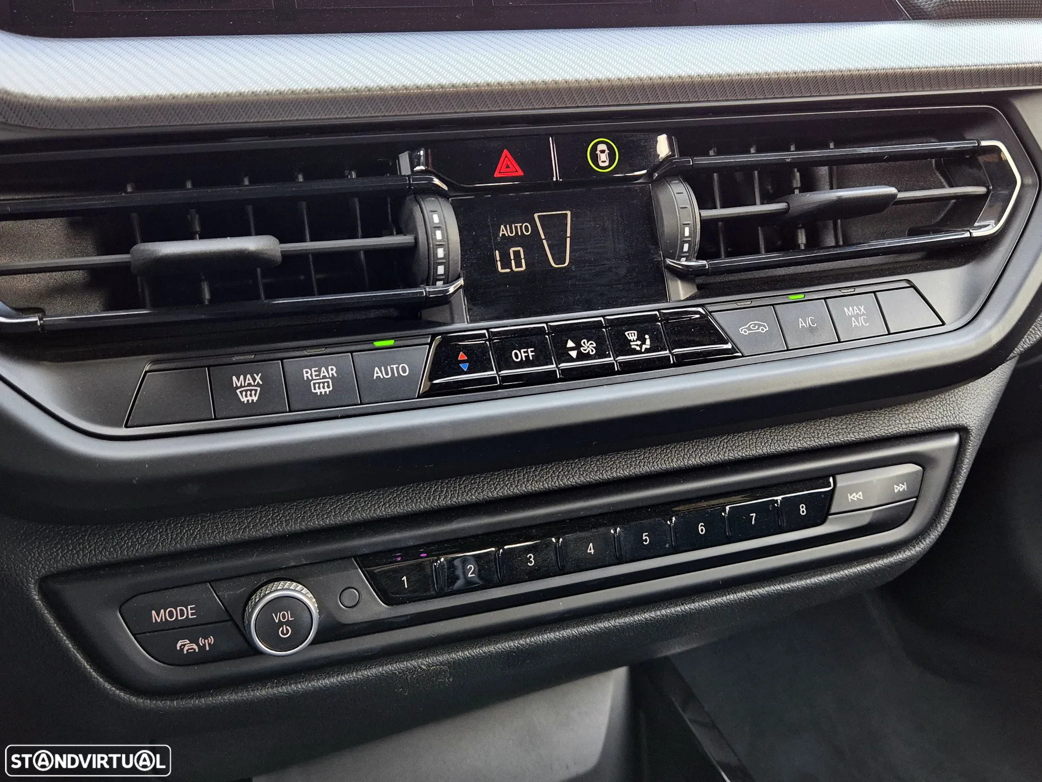 BMW 116 d Pack Desportivo M - 12