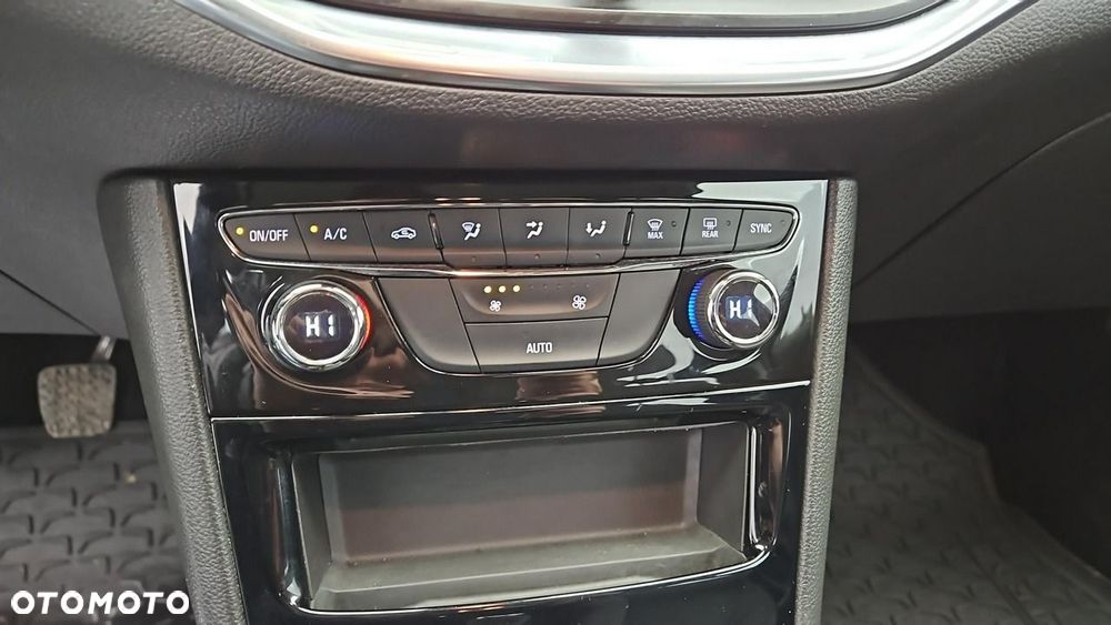 Opel Astra 1.5 CDTI Elegance S&S - 20