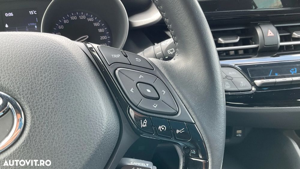 Toyota C-HR 1.8 HSD 122 CP 4x2 CVT Core - 29