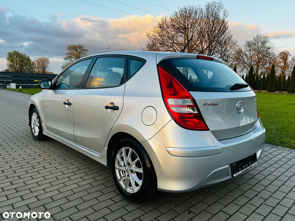 Hyundai i30 1.4 Edition 20 - 14