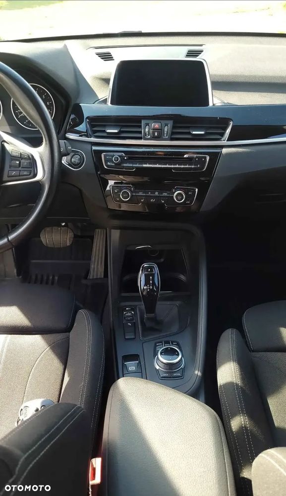 BMW X1 sDrive18i Advantage - 4
