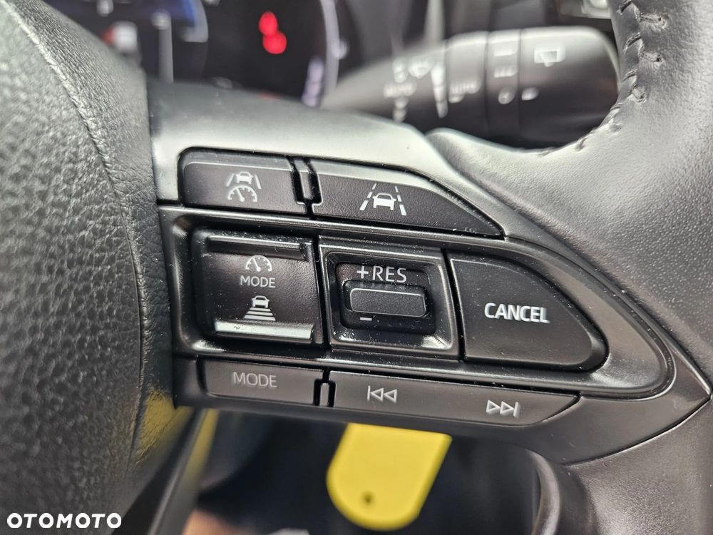 Toyota Yaris Cross Hybrid 130 1.5 VVT-i Team Deutschland - 18