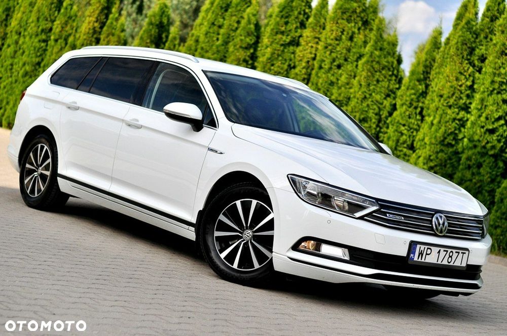 Volkswagen Passat 1.6 TDI BMT Comfortline - 1
