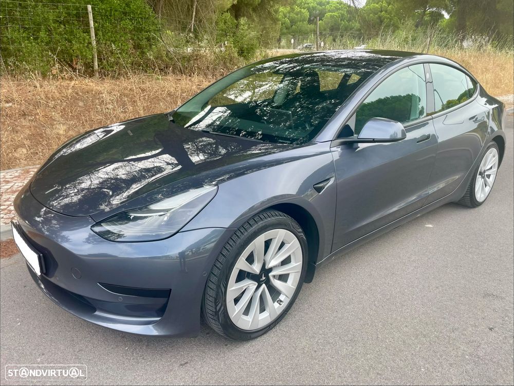 Tesla Model 3 Standard Range Plus RWD - 3