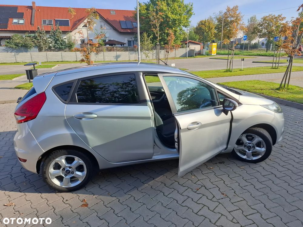 Ford Fiesta 1.25 Trend - 4