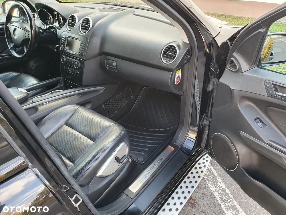 Mercedes-Benz ML 63 AMG 4-Matic - 14