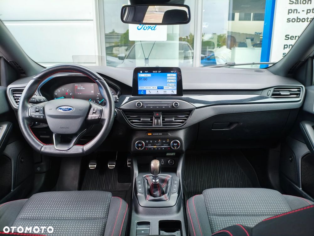 Ford Focus 1.0 EcoBoost ST-Line ASS - 6