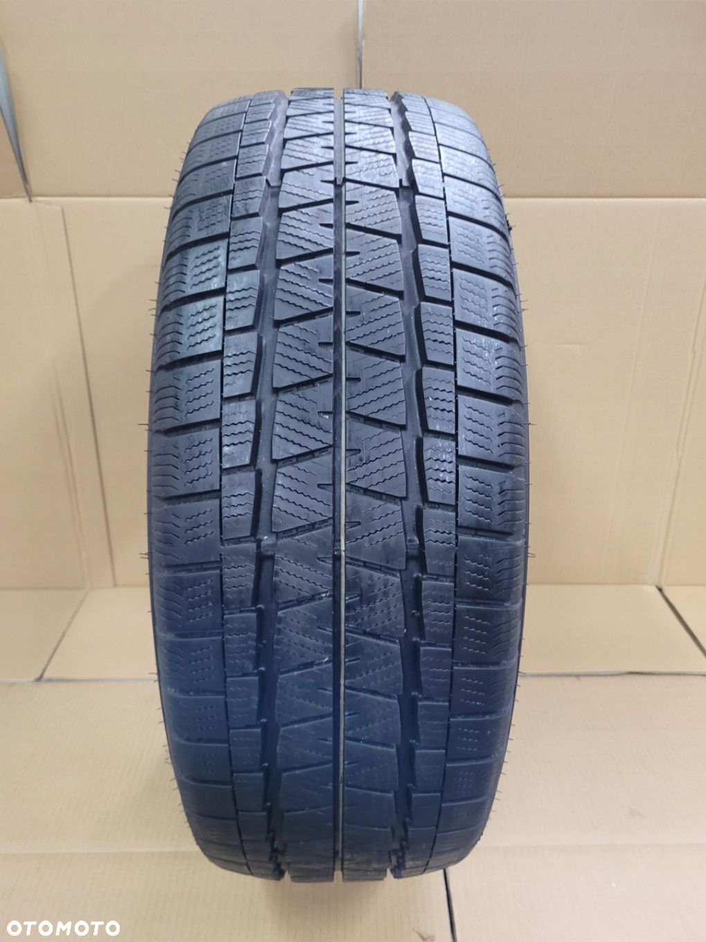 Falken EuroWinter VAN01 235/65R16 115/113 R rok 2024 - 1
