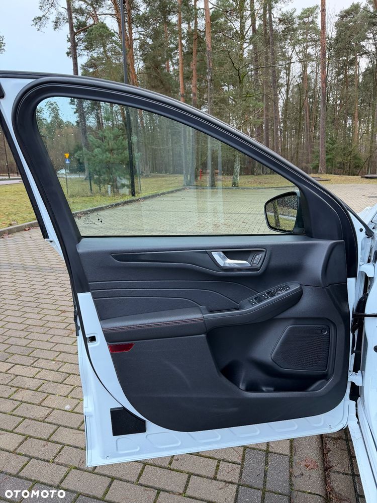 Ford Kuga 2.0 EcoBlue Hybrid ST-LINE - 22