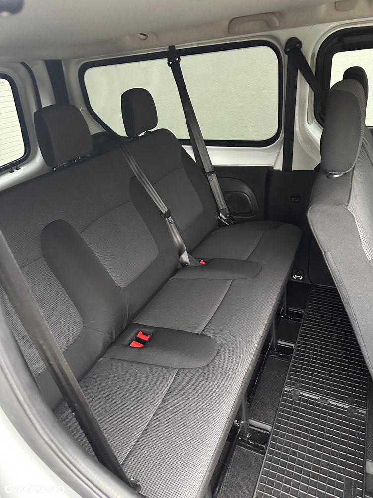 Renault Trafic 2.0 dCi Escapade - 16