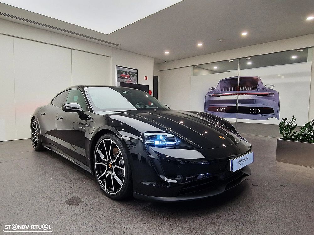 Porsche Taycan Standard - 11