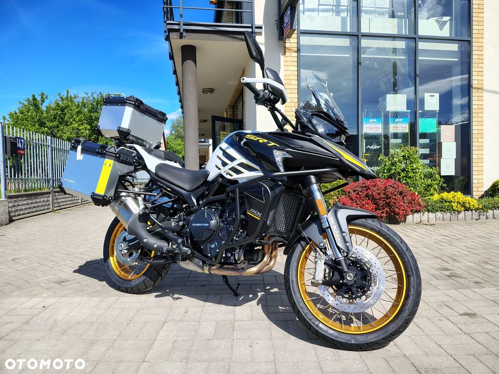 QJMOTOR 900 SX - 23
