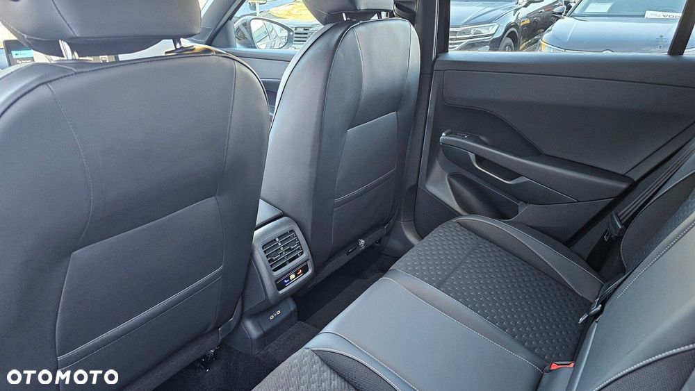 Volkswagen T-Roc - 31