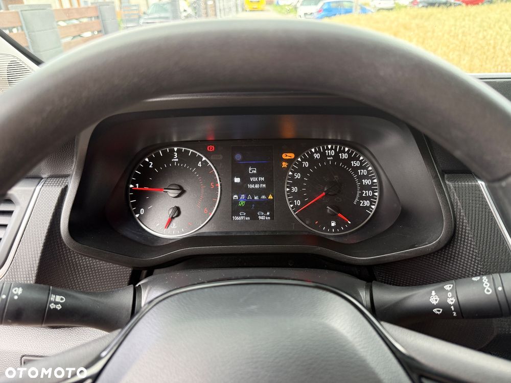 Renault Trafic - 22