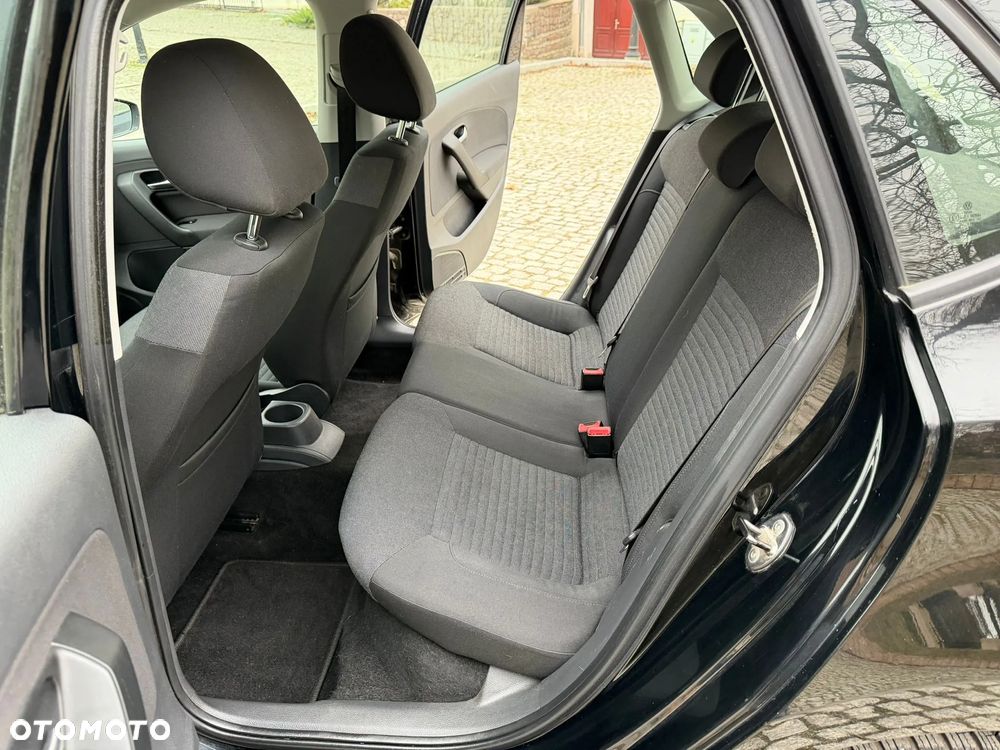 Volkswagen Polo 1.4 16V Comfortline - 31